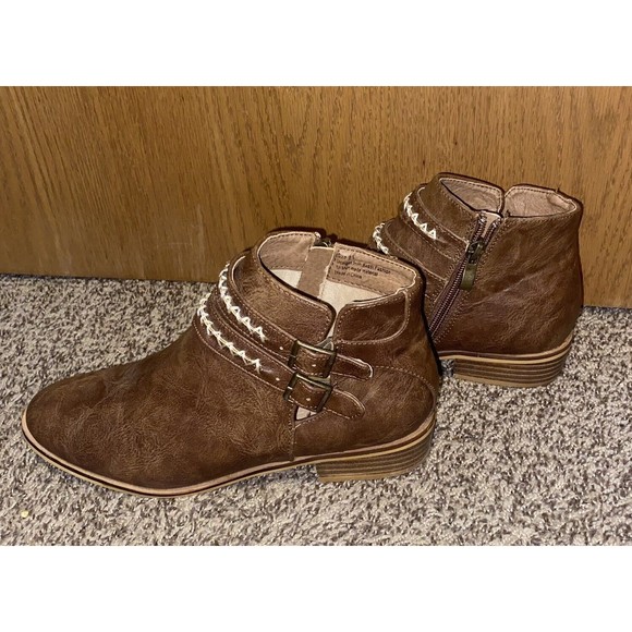 BEAST FASHION Buckle Zip Detail Women’s Ankle Boots, Size 8.5 - Picture 8 of 15